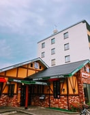 コメダ珈琲店尼ケ坂店(カフェ)まで450m レガーロ志賀本通