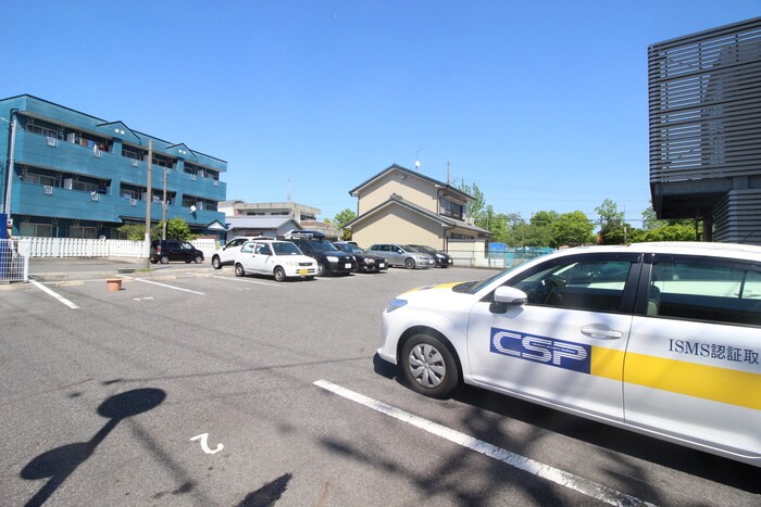 駐車場 ロイヤルプラザヤマダ