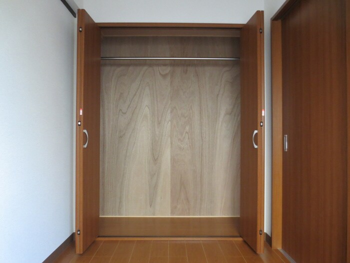 収納 サロンハイツ