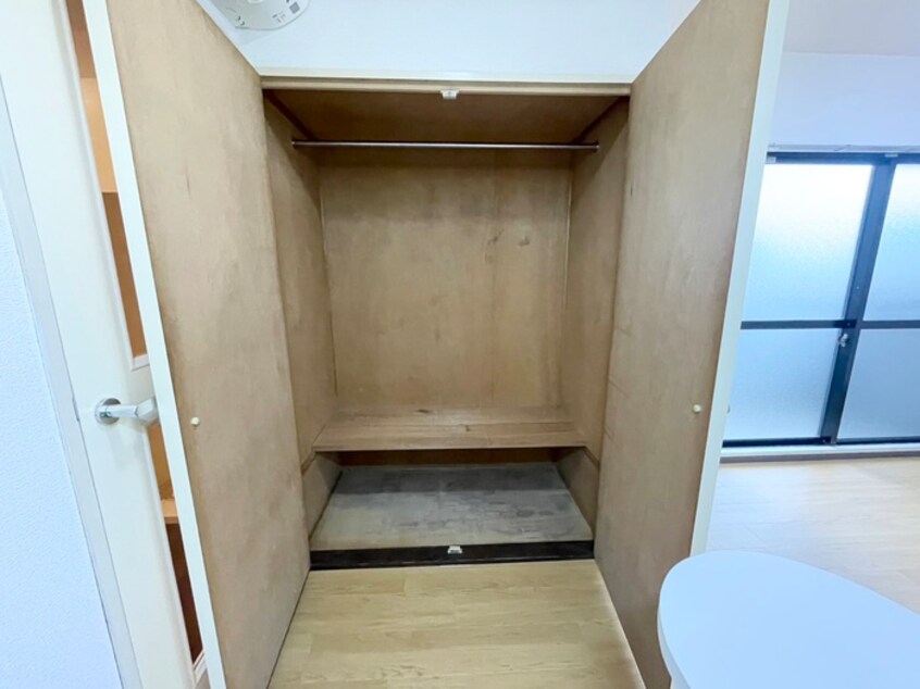 収納 レオパレス２１ＲＸ新瑞橋