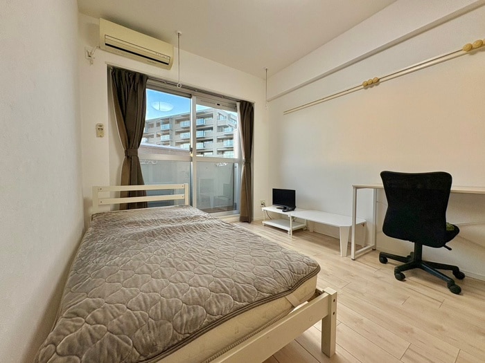 居室 東山ビレッジ