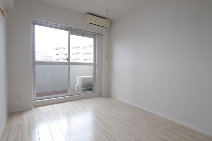 居室 東山ビレッジ