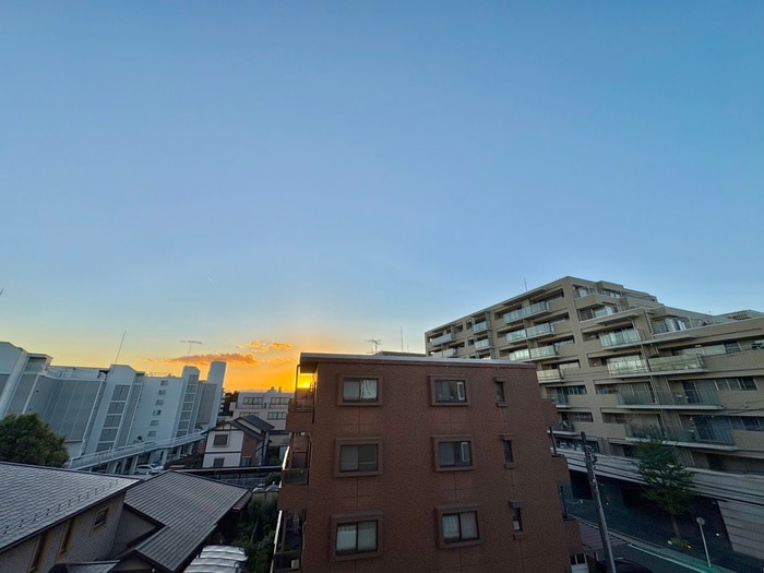 室内からの展望 東山ビレッジ