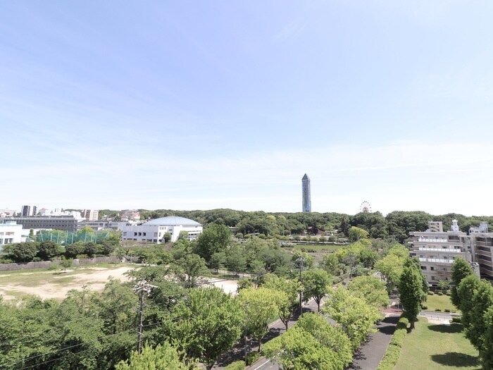 室内からの展望 東山ビレッジ