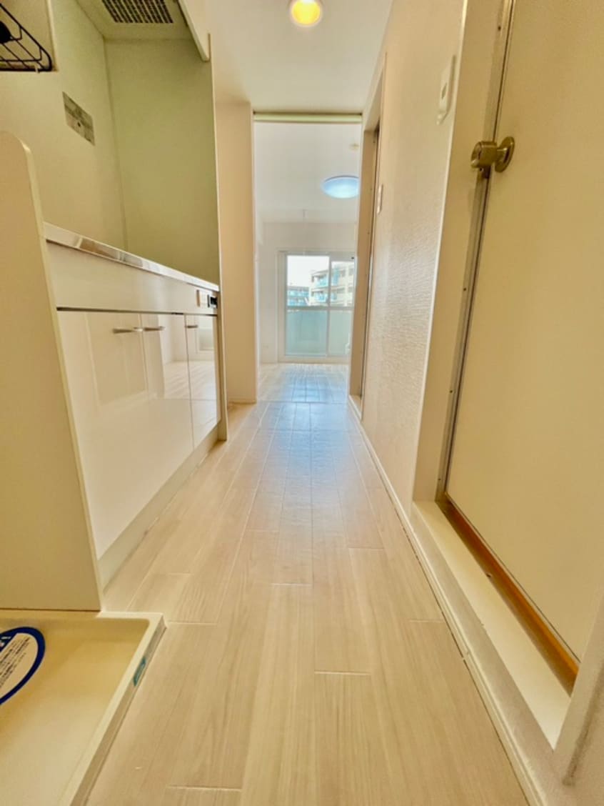 廊下 東山ビレッジ