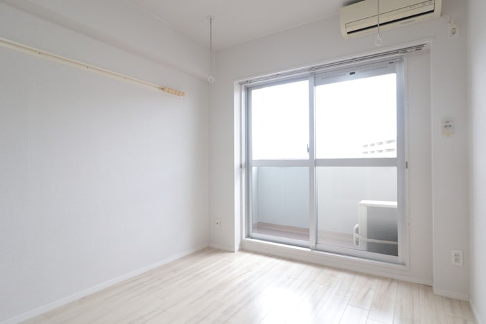 居室 東山ビレッジ