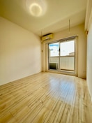 居室 東山ビレッジ