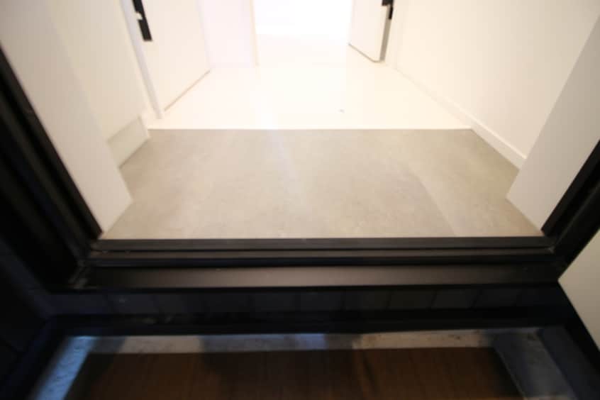 玄関 GRANDBLUE dotokushimmachi Ⅱ