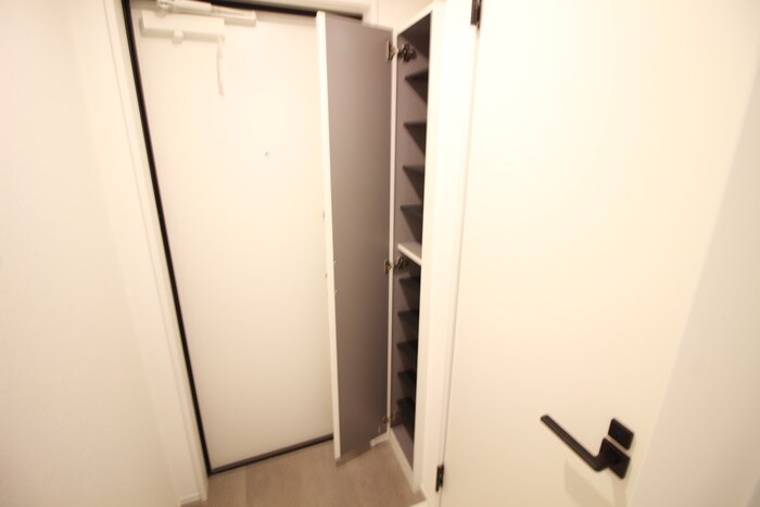 靴箱 GRANDBLUE dotokushimmachi Ⅱ