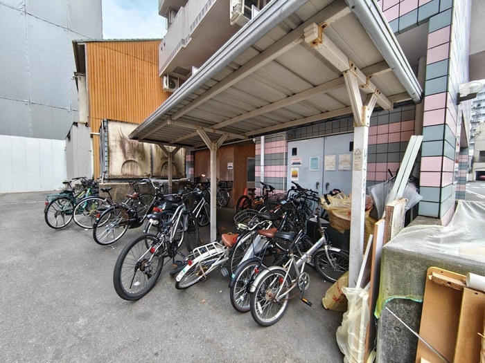 駐輪場 桜マンション