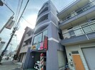 ホリデービルの外観
