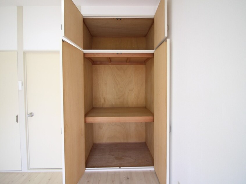 収納 岩井橋ロイヤルハイツ