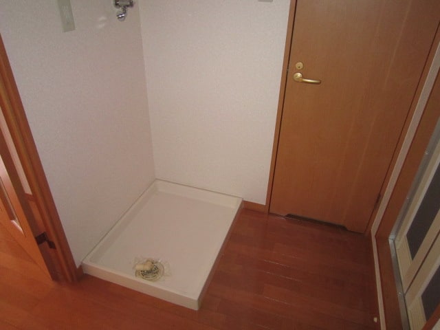 洗濯機置場 ＬＡＧＵＮＡ神の倉