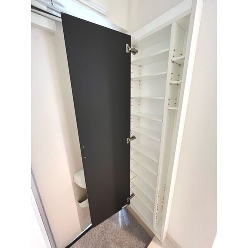 靴箱 デザイナーズコーポ賑町