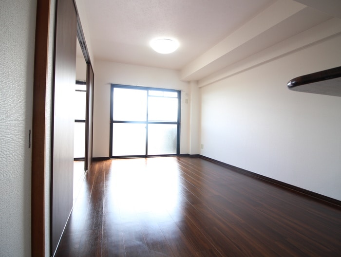 居室 アソシア一社