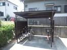 駐輪場 フォ－ブル井田