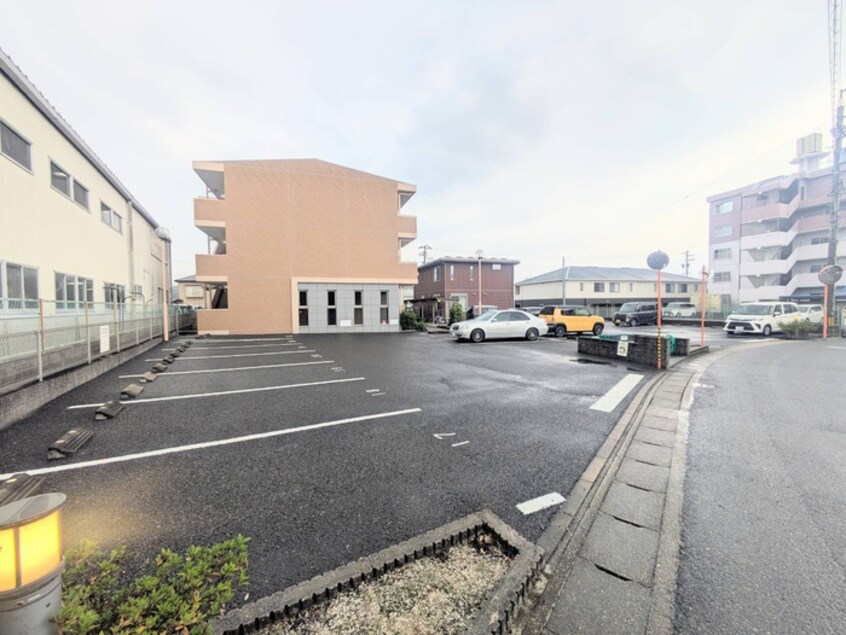 駐車場 サンセリテうえの
