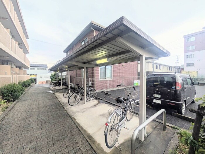 駐輪場 サンセリテうえの