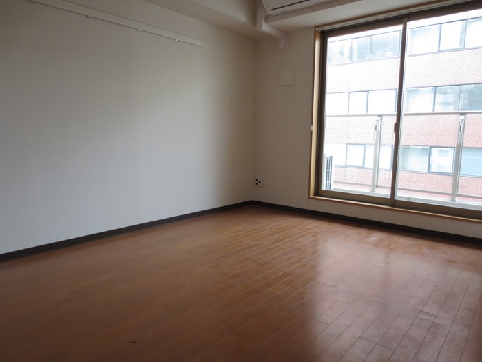 居室 ラ・ドゥセール伏見