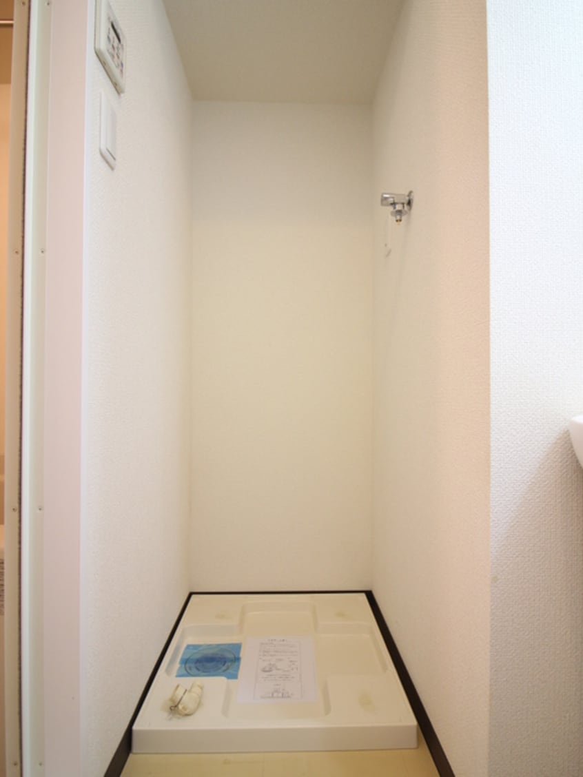 洗濯機置場 ラ・ドゥセール伏見