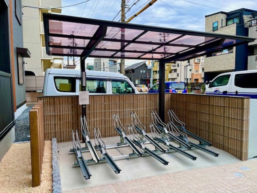 駐輪場 セレスティア松葉町