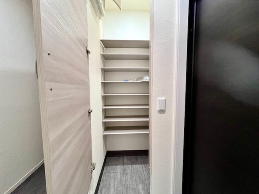 靴箱 セレスティア松葉町