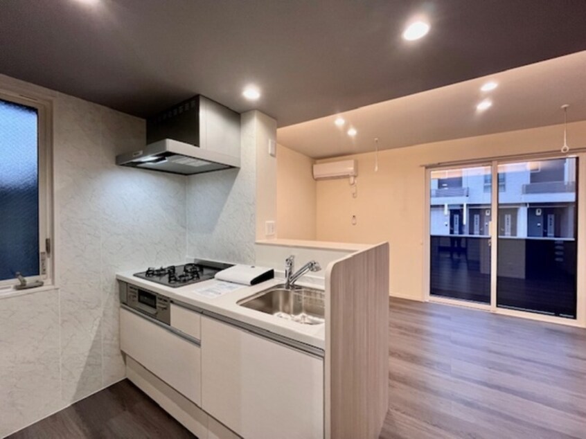 居室 セレスティア松葉町