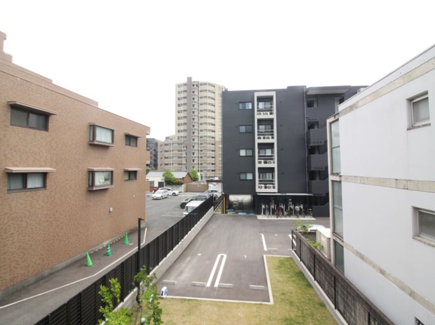 室内からの展望 クラビア御器所