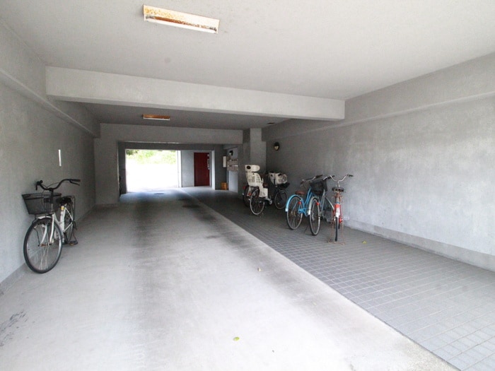 その他 ヒルトンブル－