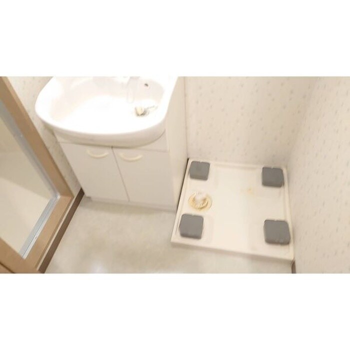洗濯機置場 M