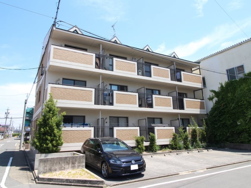 外観写真 ルミエ－ル宮脇