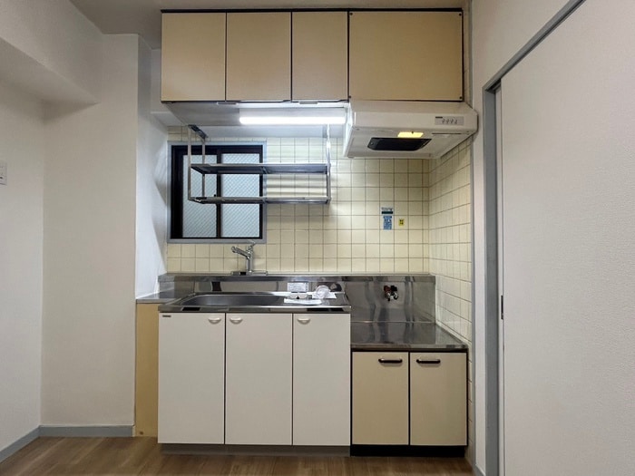 キッチン ヤマテオザワビル