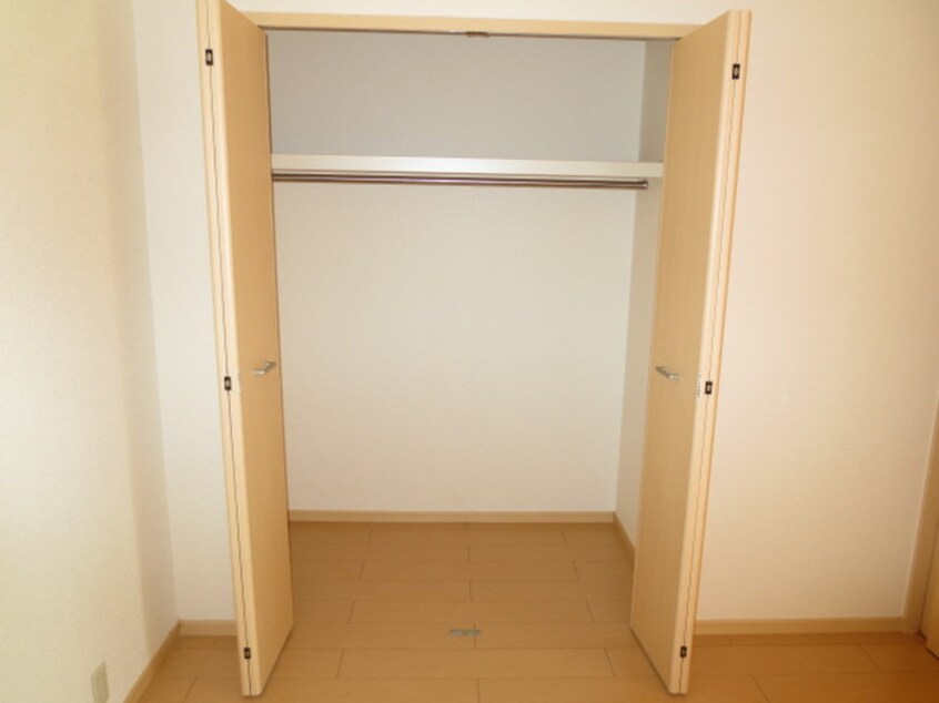 収納 リバ－サイド８００