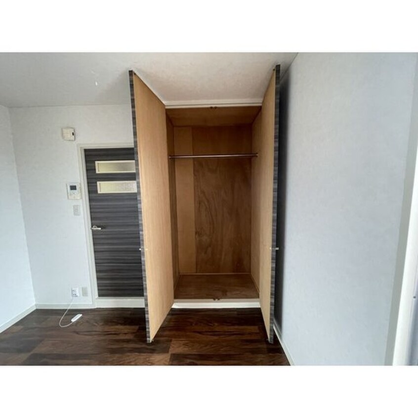 収納 ラポールまるとみⅡ