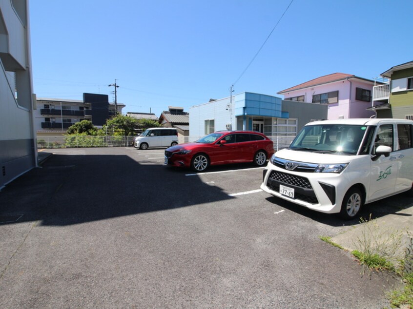 駐車場 ビラ上野