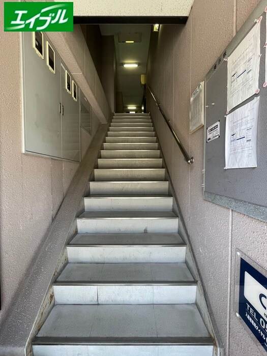 エントランス部分 シャトー村瀬千代田ビル