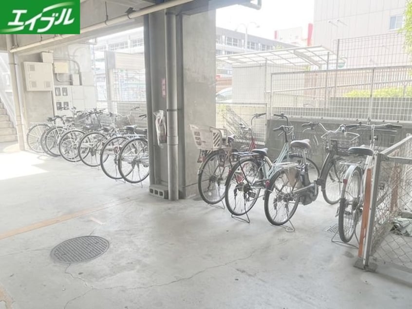 駐輪場 BrightPIaceあゆち