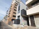 ひなたと春色のLuminaの外観