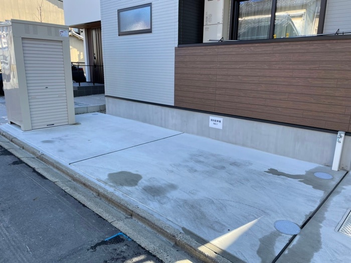 駐車場 ロイヤル　フォレスト