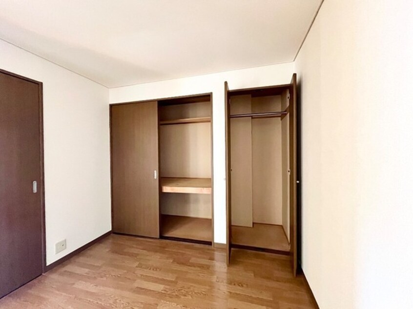 収納 ヴァンヴェール五明A