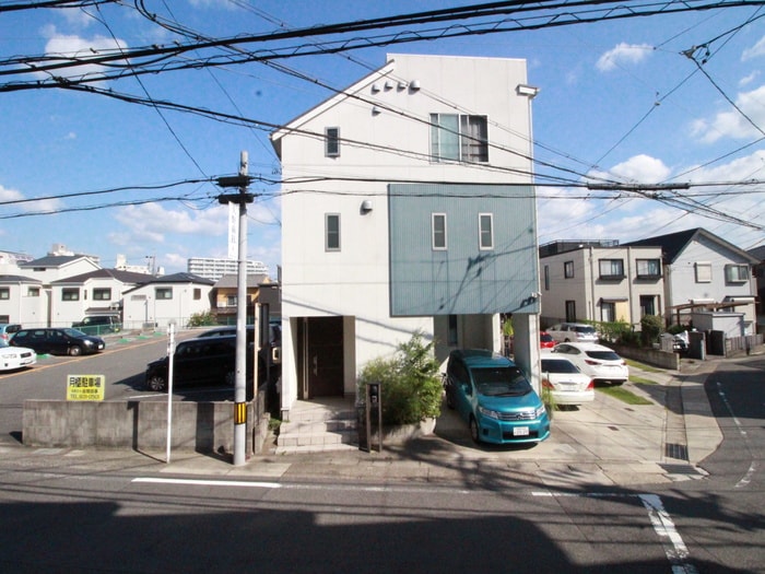 室内からの展望 ベルコモンズ八幡山
