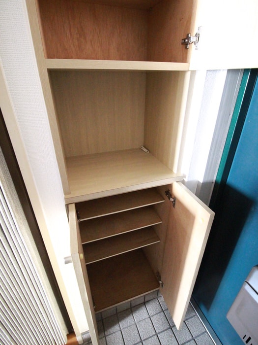 靴箱 ベルコモンズ八幡山