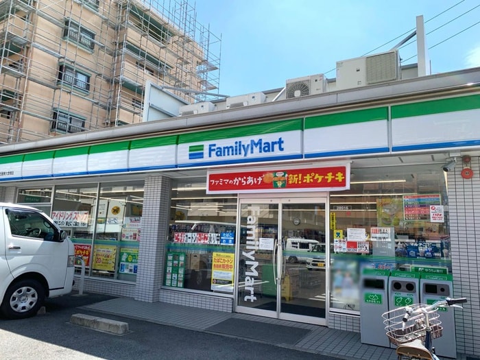 ファミリーマート名古屋東大曽根店(コンビニ)まで95m チサンマンション徳川町（413）