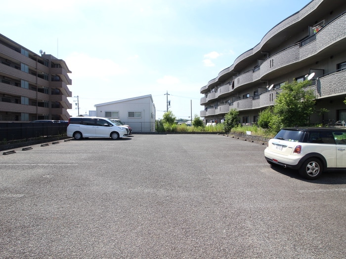 駐車場 ヴァンベ－ル徳重