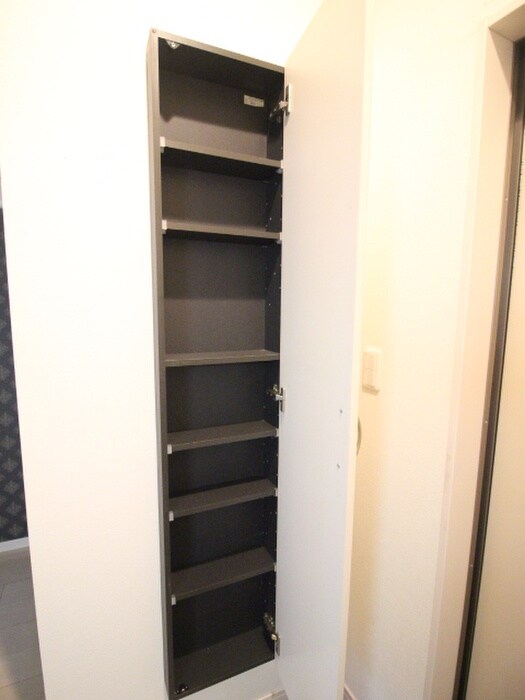 収納 グランレーヴ名駅