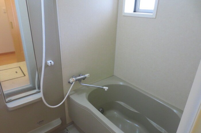 バス／シャワールーム等 ヴェルデュ－ル中割