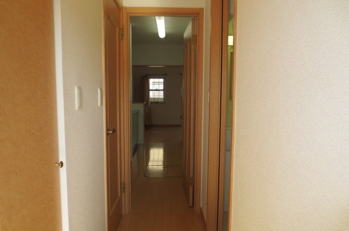 玄関 ヴェルデュ－ル中割