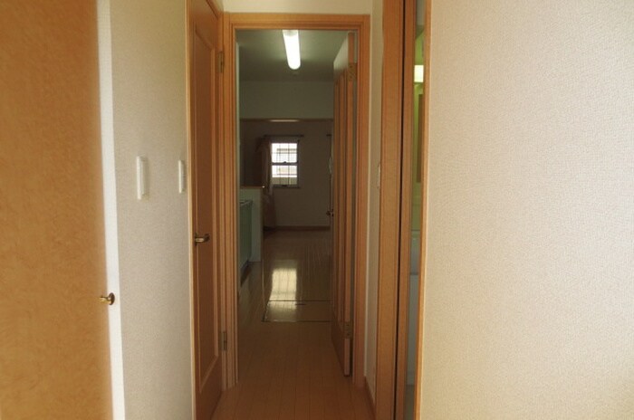 玄関 ヴェルデュ－ル中割