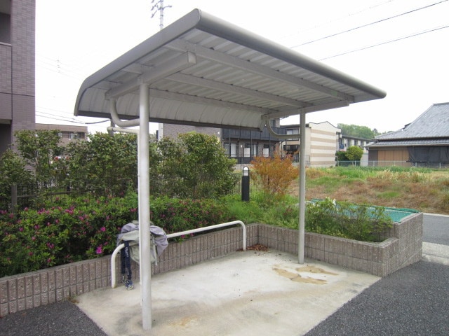 駐輪場 サウスフェザント