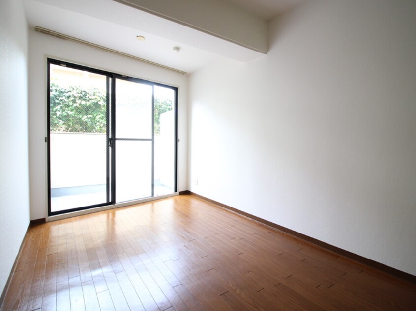 居室 アトリウム前田